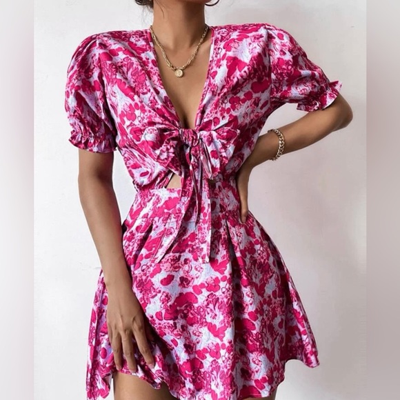 Large all over print tie front A-line dress from SHEIN. Purple/pink - Picture 2 of 6